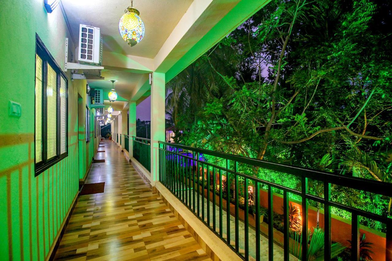 Fabescape Sk Studios With Pool & Gym, Arpora กัวเก่า ภายนอก รูปภาพ